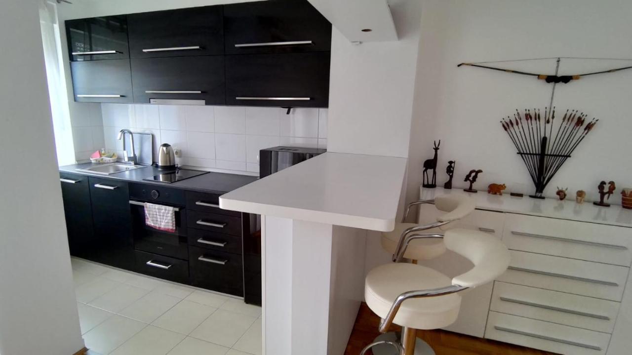 Poesia Apartment Novi Sad Luaran gambar